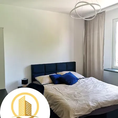 Apartament Granatowy Tychy Exterior photo